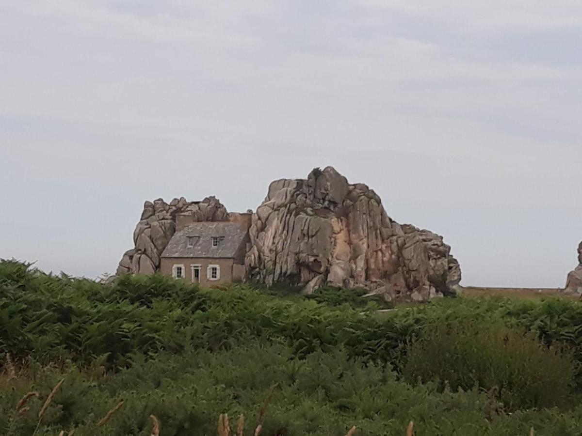 Ty Ann Maison Avec Jardin Clos De Mur, A Proximite Des Commerces Et A 3Km Des Plages Penvenan Bagian luar foto