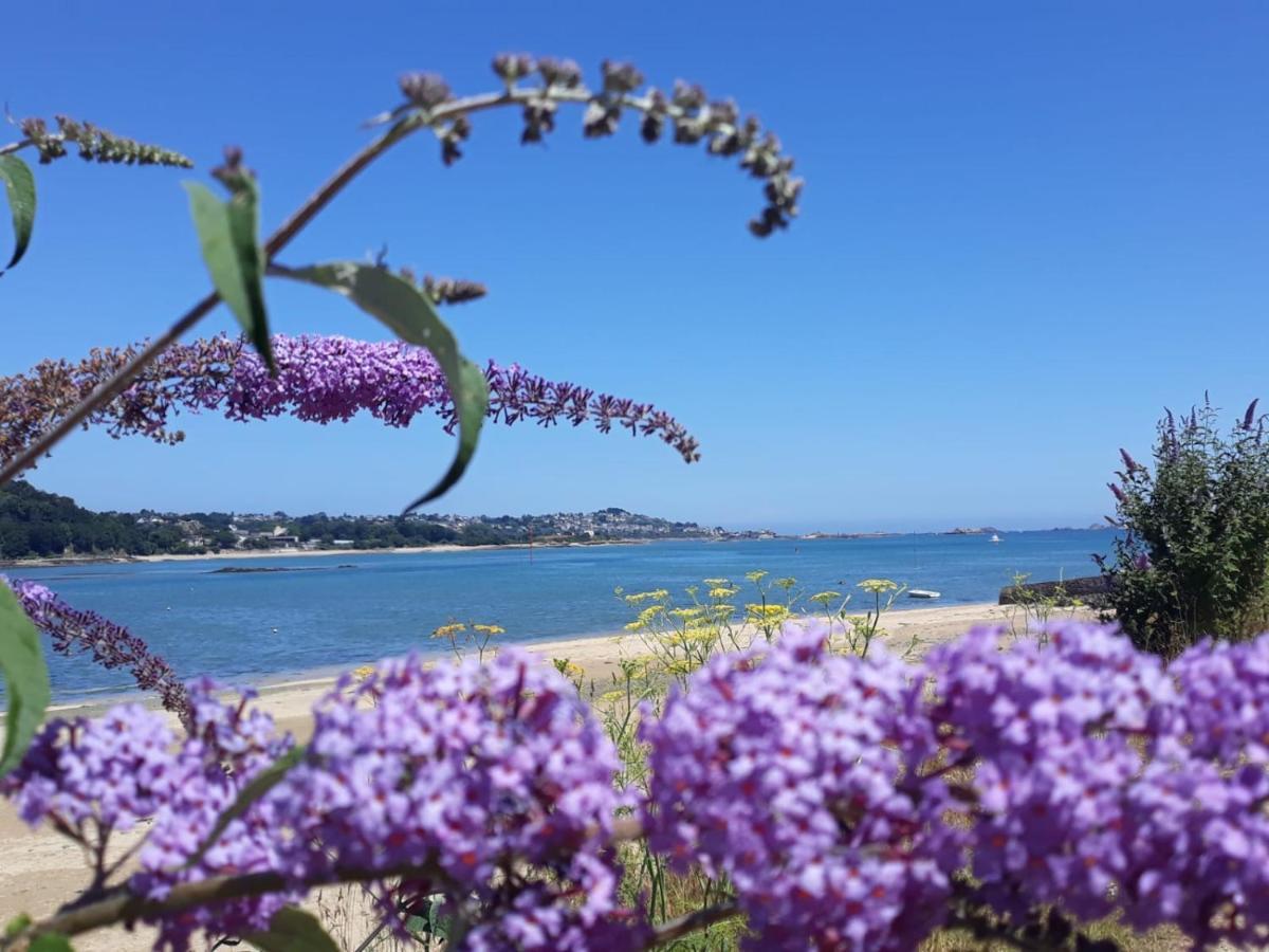 Ty Ann Maison Avec Jardin Clos De Mur, A Proximite Des Commerces Et A 3Km Des Plages Penvenan Bagian luar foto