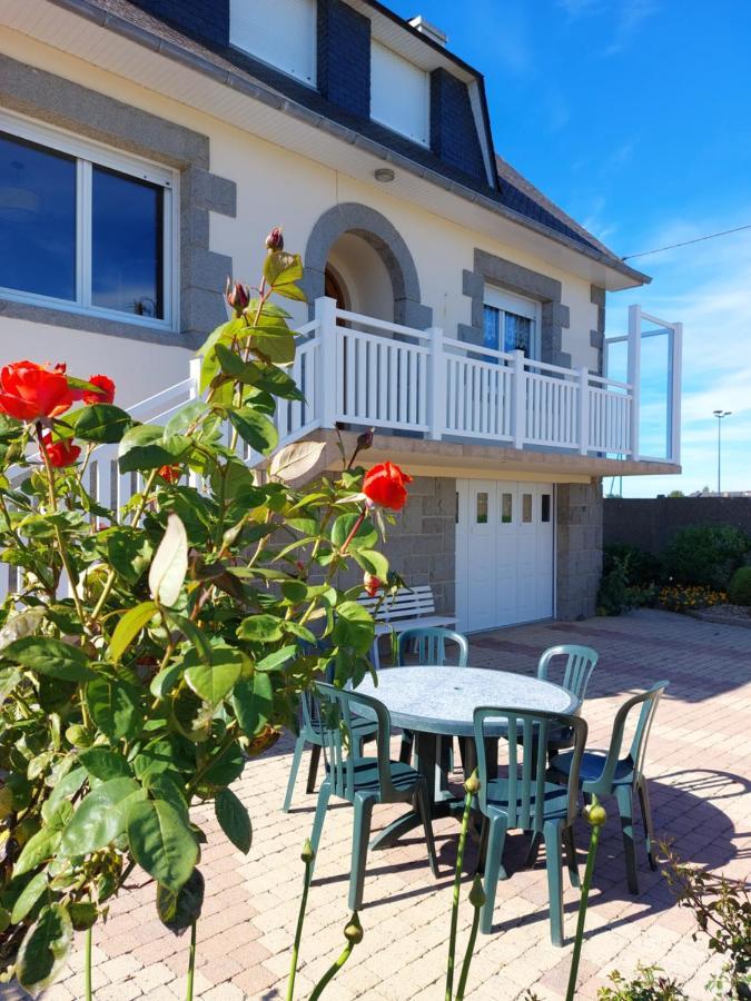 Ty Ann Maison Avec Jardin Clos De Mur, A Proximite Des Commerces Et A 3Km Des Plages Penvenan Bagian luar foto